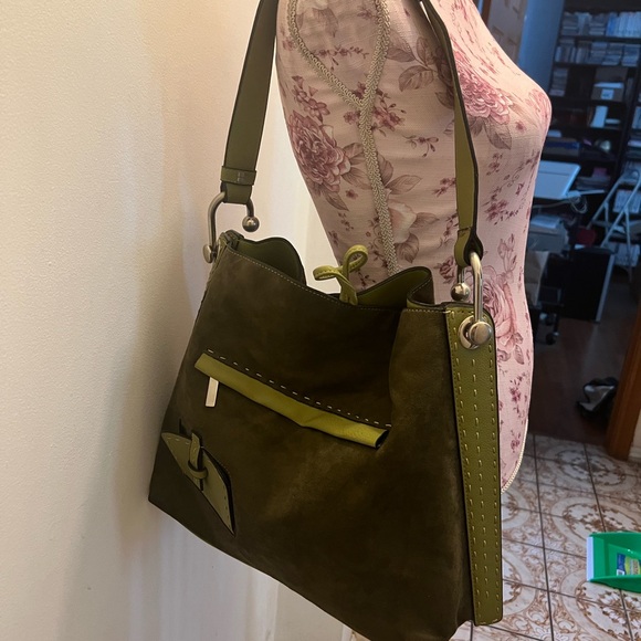 Olive suede bag - Picture 3 of 6